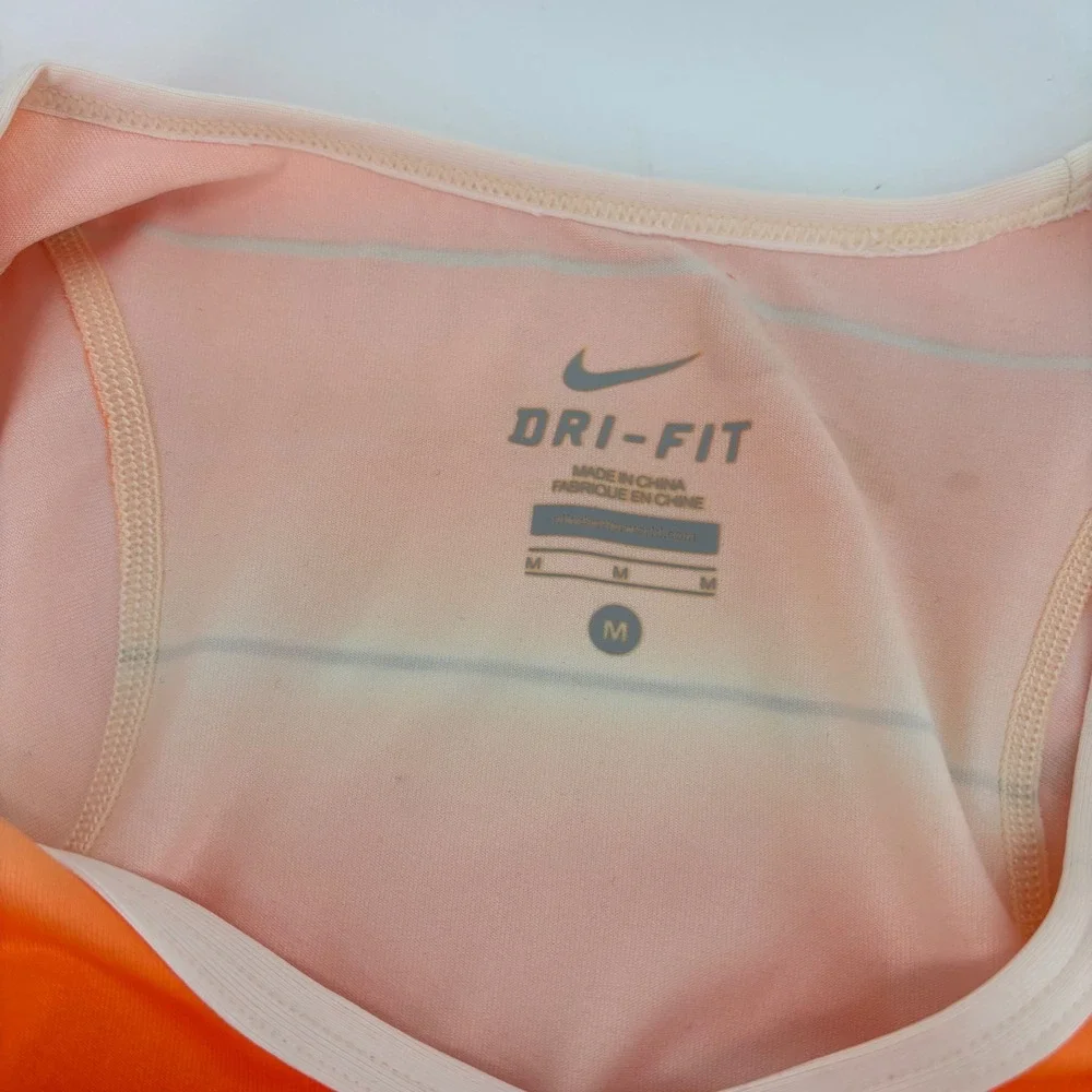 Nike Dri-FIT Training Shirt Women Medium Orange Ombre NWT‎ Striped V-Neck Tee